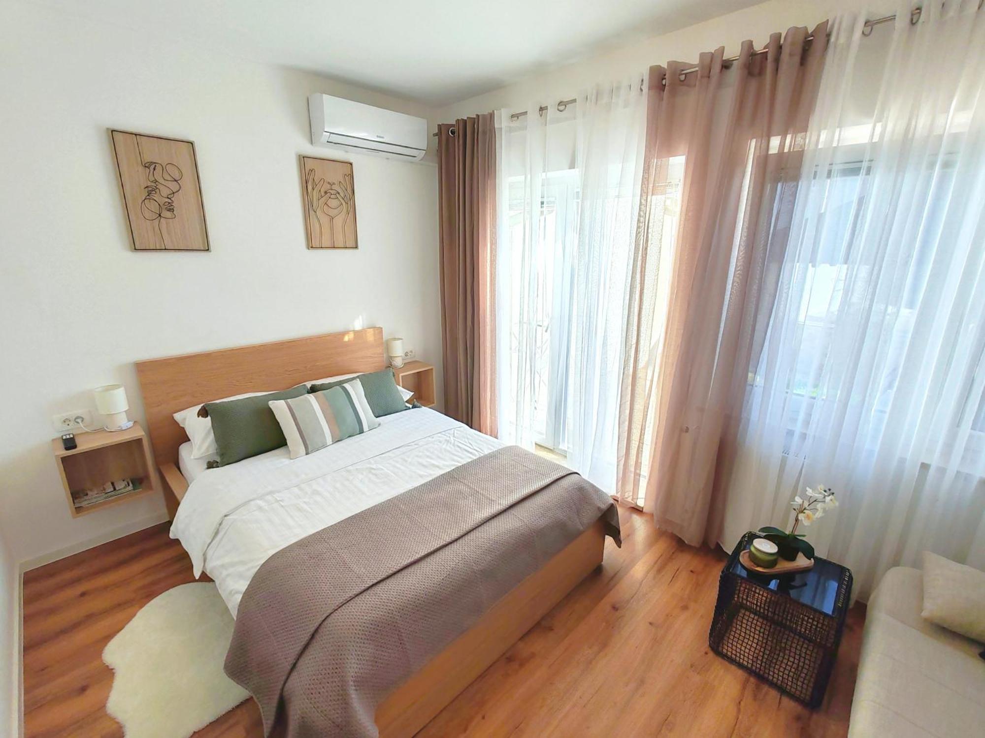 Lucky Center Ljubljana Apartment ภายนอก รูปภาพ