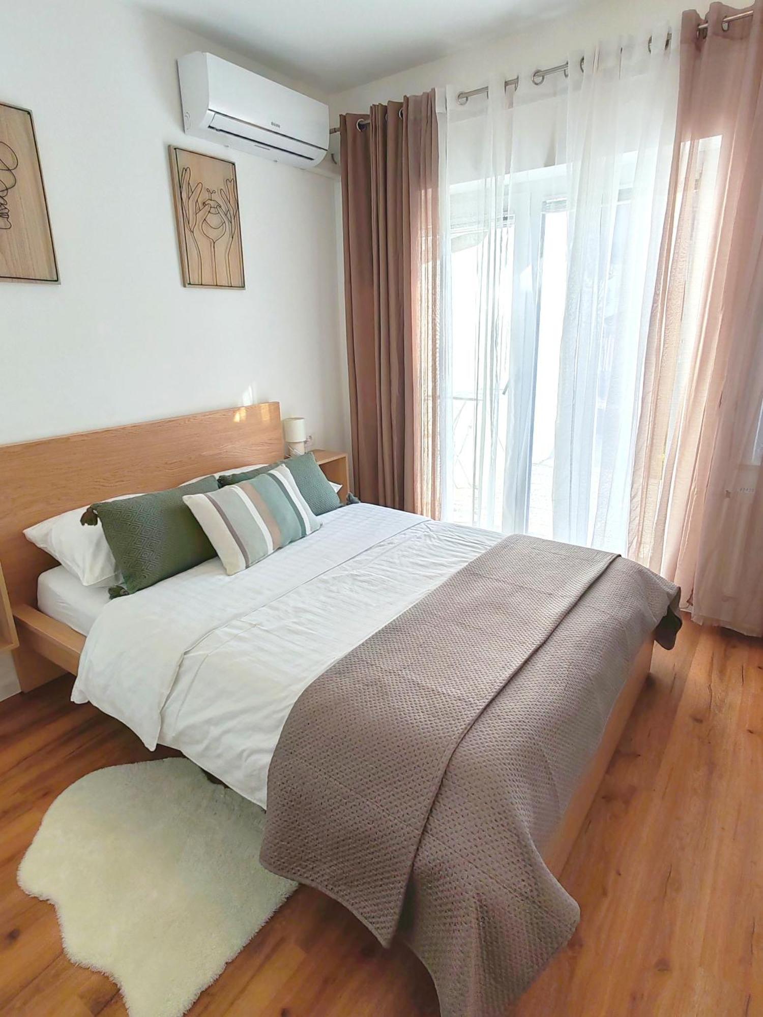 Lucky Center Ljubljana Apartment ภายนอก รูปภาพ