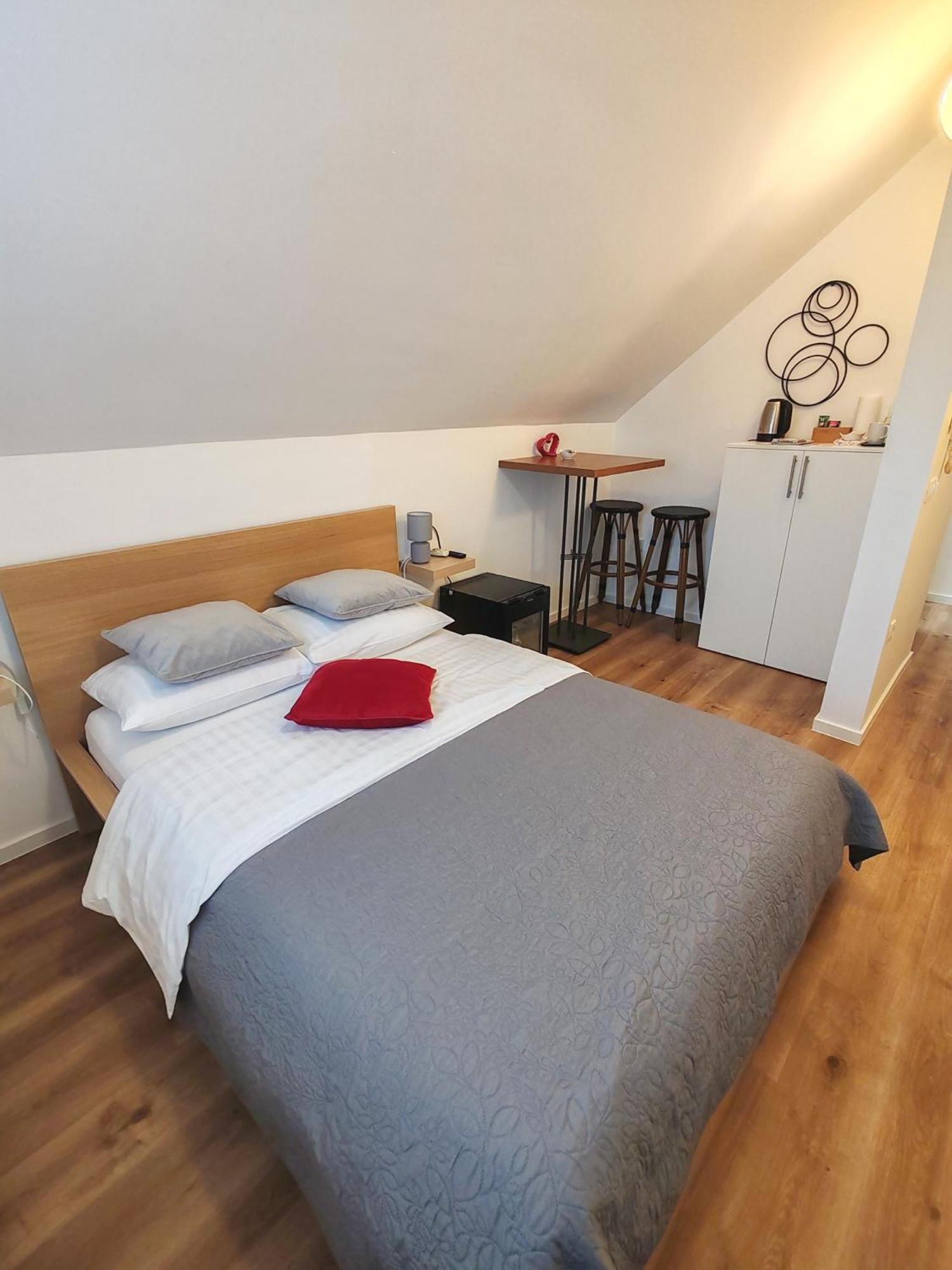 Lucky Center Ljubljana Apartment ห้อง รูปภาพ